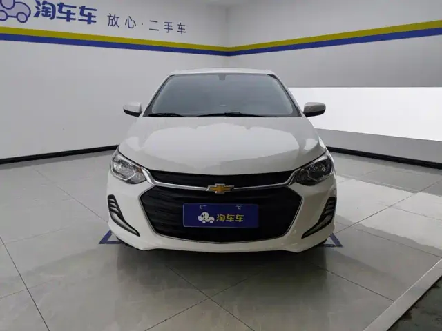 Chevrolet Cavalier — Фото автомобиля 2