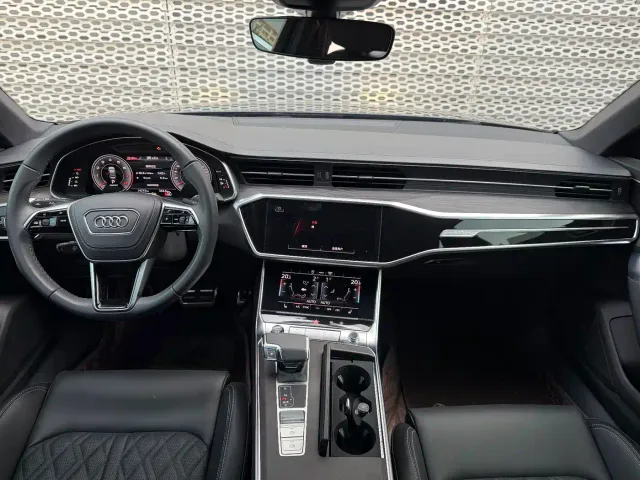 Audi A6L — Фото автомобиля 5