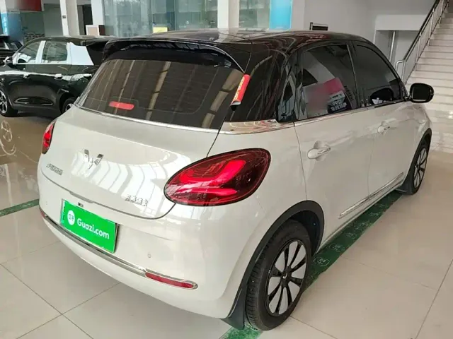Wuling Bingo — Фото автомобиля 6