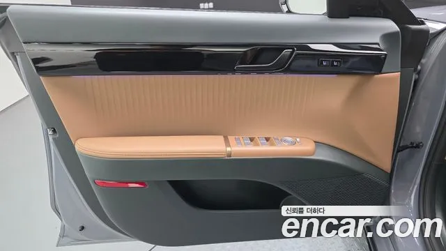 Hyundai Grandeur GN7 — Фото автомобиля 13