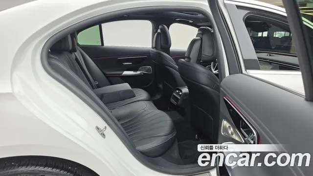 Mercedes-Benz E-Class E-класс W214 E300 4MATIC Exclusive — Фото автомобиля 12