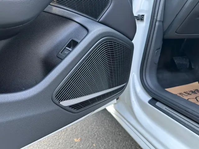 Audi Audi A4L 2022 40 TFSI Luxury Dynamic — Фото автомобиля 16