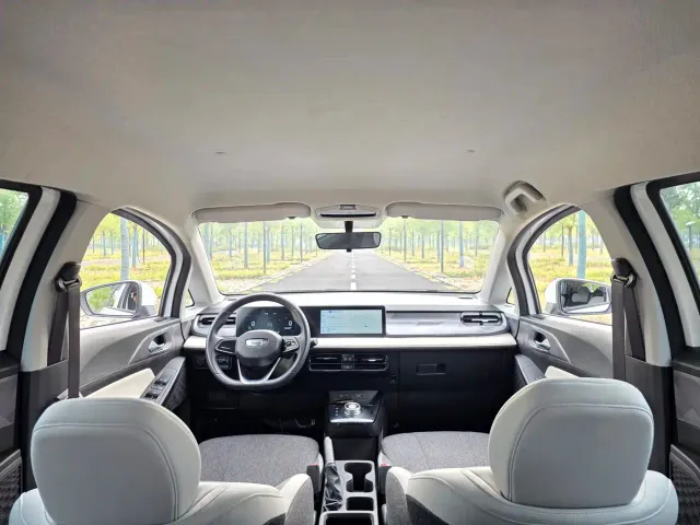 Geely Geometry E Firefly — Фото автомобиля 20