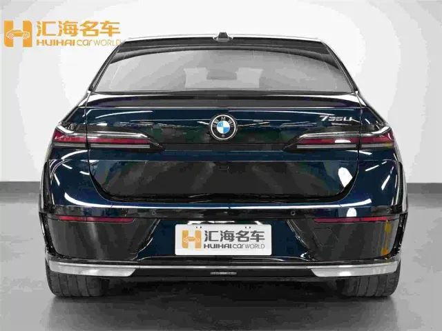 BMW 7 Series — Фото автомобиля 5