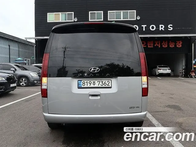 Hyundai Staria Staria Карго 3 места — Фото автомобиля 4