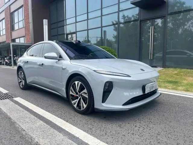 Nio ET5 — Фото автомобиля 2