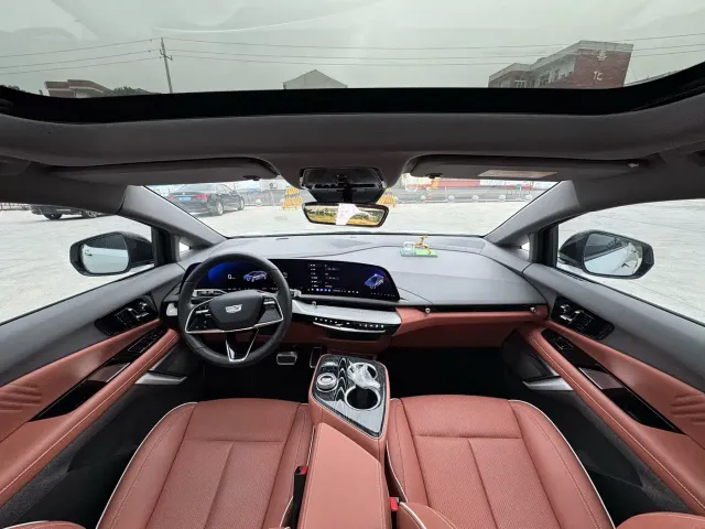 Cadillac Optiq — Фото автомобиля 7