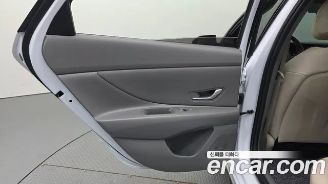 Hyundai AVANTE Avante (CN7) — Фото автомобиля 25