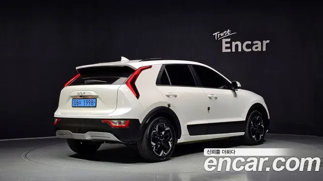 Kia Niro Niro (New) — Фото автомобиля 2