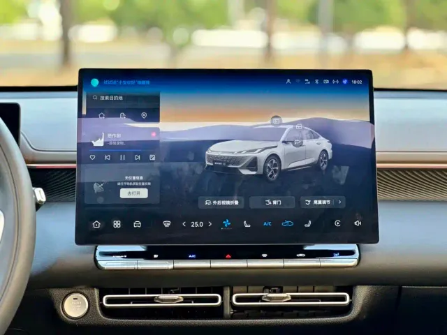 Changan Eado — Фото автомобиля 17