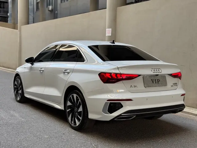 Audi A3 — Фото автомобиля 4