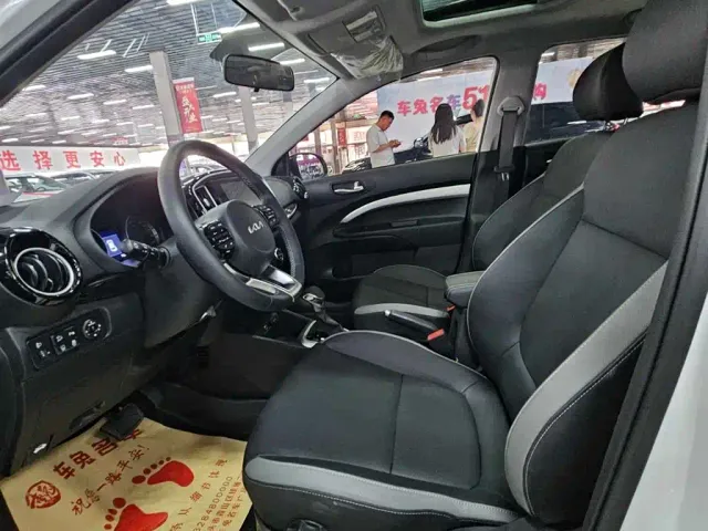 Kia KX1 — Фото автомобиля 7