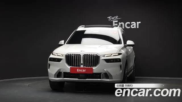 BMW X7 — Фото автомобиля 3