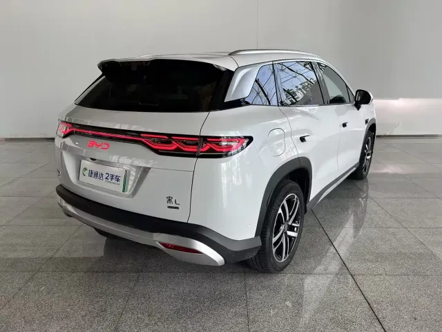 BYD Song L DM-i — Фото автомобиля 29
