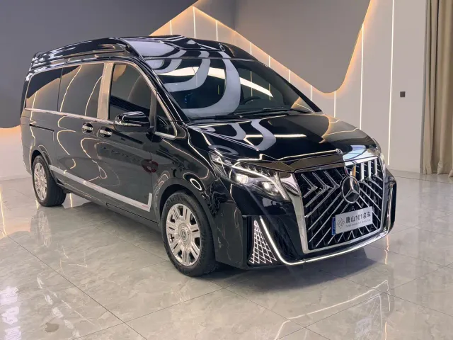 Mercedes-Benz Mercedes-Benz V-Class 2024 V 300 L Long Wheelbase Premium — Фото автомобиля 3