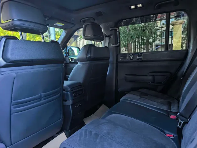 BYD FangChengBao Leopard 5 — Фото автомобиля 11