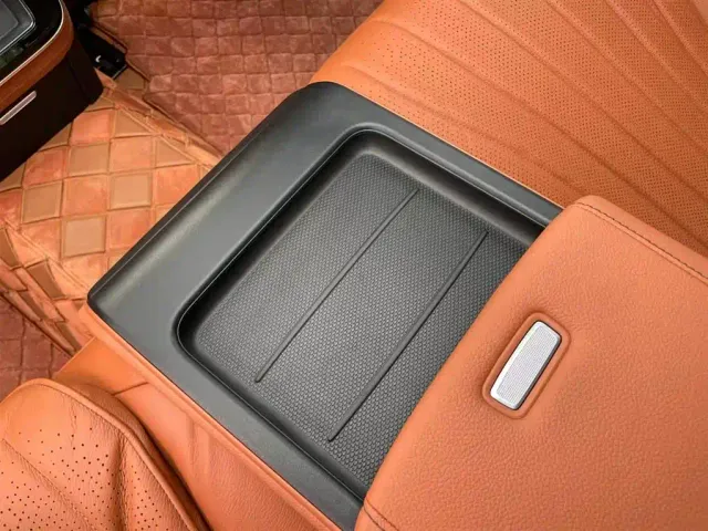 Mercedes-Benz S-Class — Фото автомобиля 14