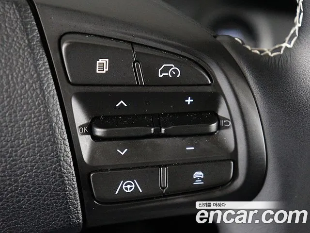 Hyundai Venue — Фото автомобиля 17