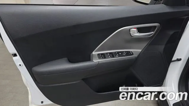 Kia Niro Niro Plus Earth — Фото автомобиля 24
