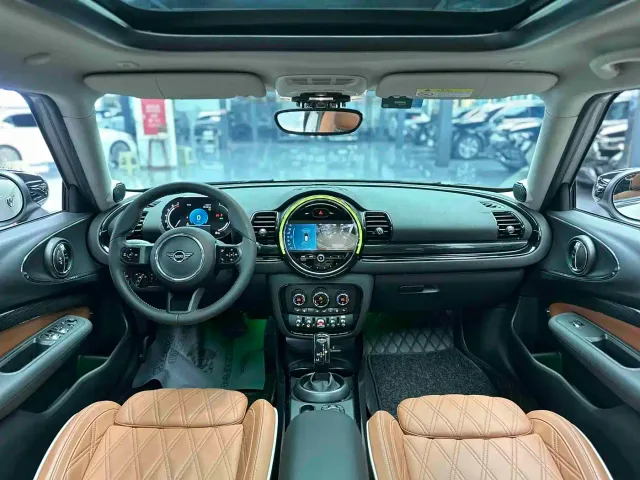 MINI Clubman — Фото автомобиля 7