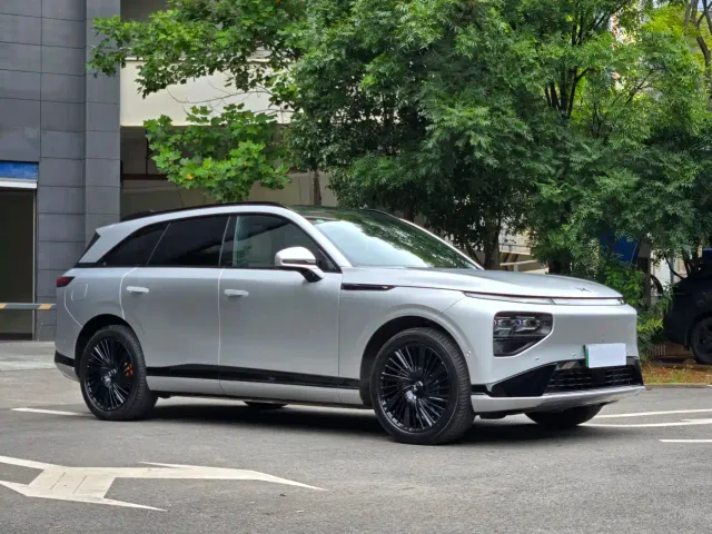 Xpeng G9 — Фото автомобиля 3