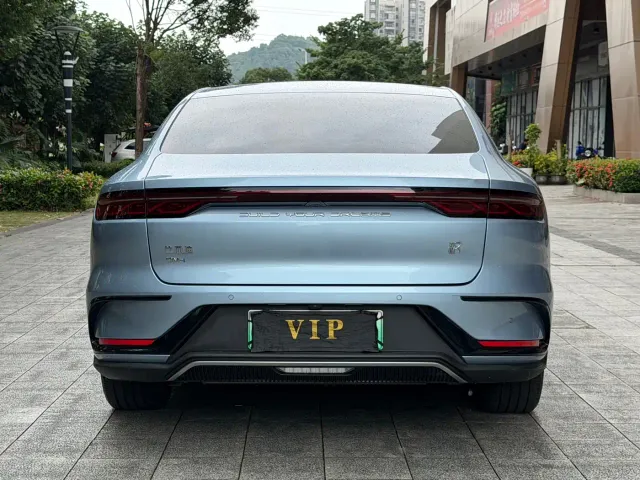BYD Han — Фото автомобиля 15