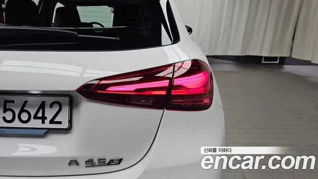 Mercedes-Benz A-Class — Фото автомобиля 23