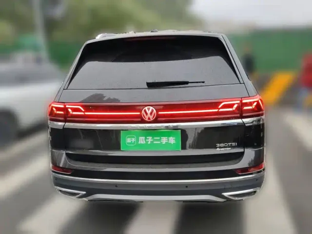 Volkswagen Teramont — Фото автомобиля 5