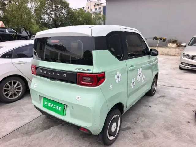 Wuling Hongguang Mini EV — Фото автомобиля 6