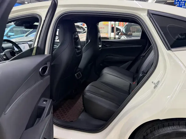 BYD Seal 06 — Фото автомобиля 8