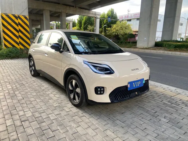 GAC Aion UT — Фото автомобиля 4