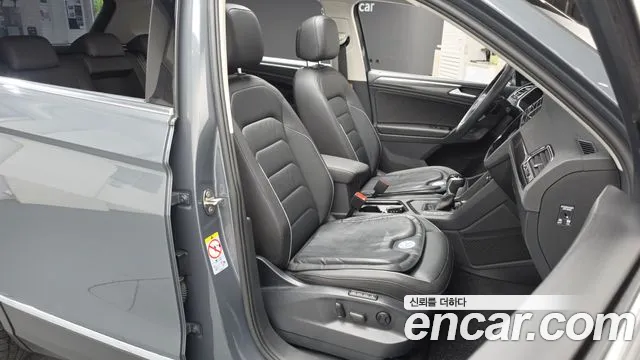 Volkswagen Tiguan Tiguan 2 поколение 2.0 TDI Prestige — Фото автомобиля 21