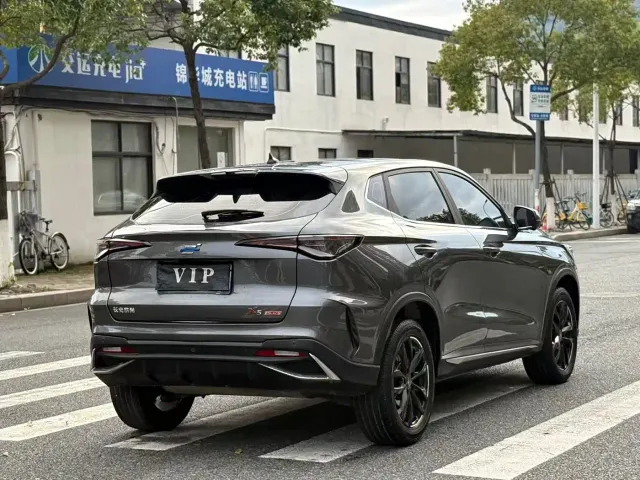 Changan X5 Plus — Фото автомобиля 16