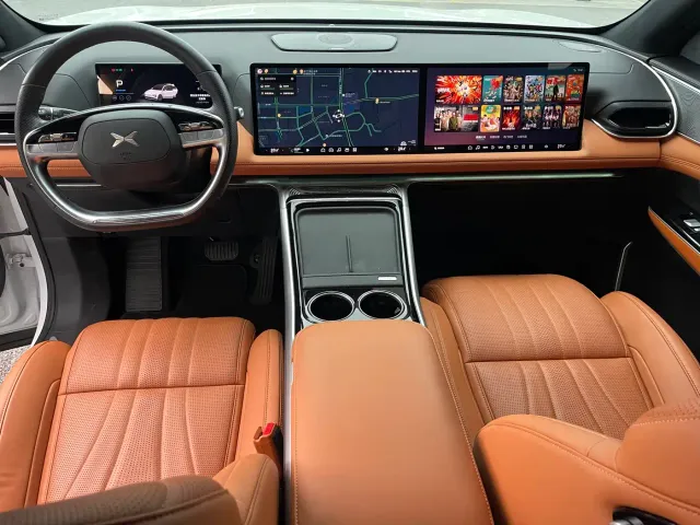 Xpeng G9 — Фото автомобиля 11