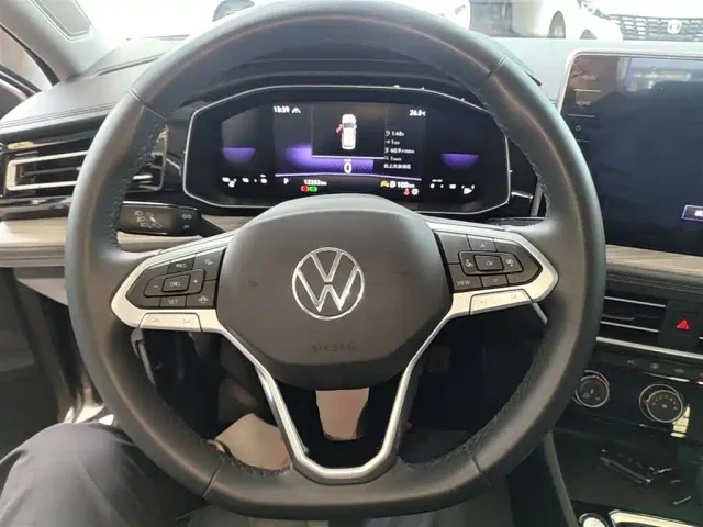 Volkswagen Sagitar — Фото автомобиля 10