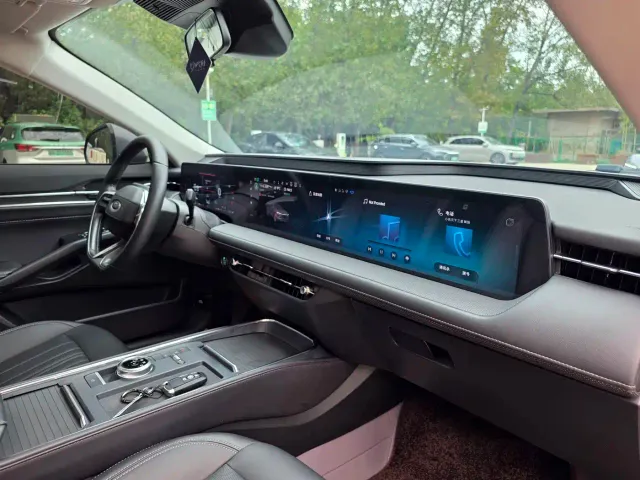 Ford Mondeo — Фото автомобиля 18