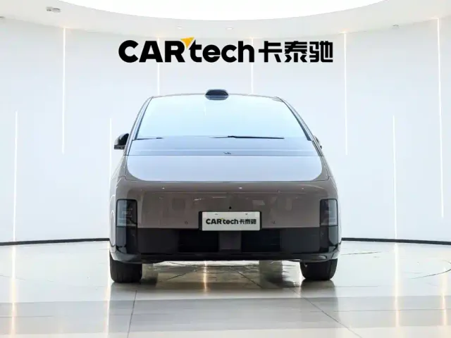 Li Auto MEGA — Фото автомобиля 6