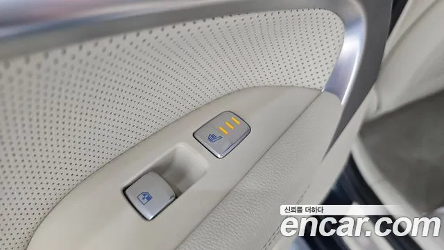 Genesis G70 Новый G70 Бензин 2.5T 4WD — Фото автомобиля 26