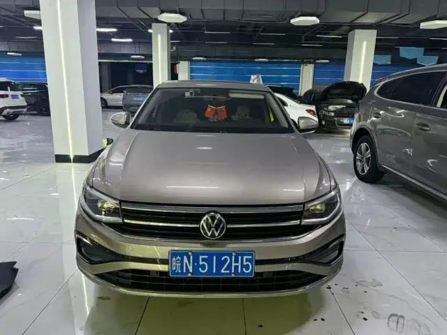 Volkswagen Bora — Фото автомобиля 2
