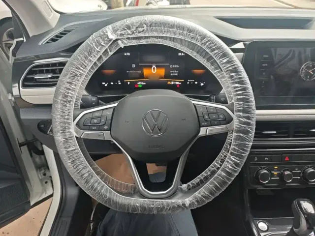 Volkswagen Tharu — Фото автомобиля 10