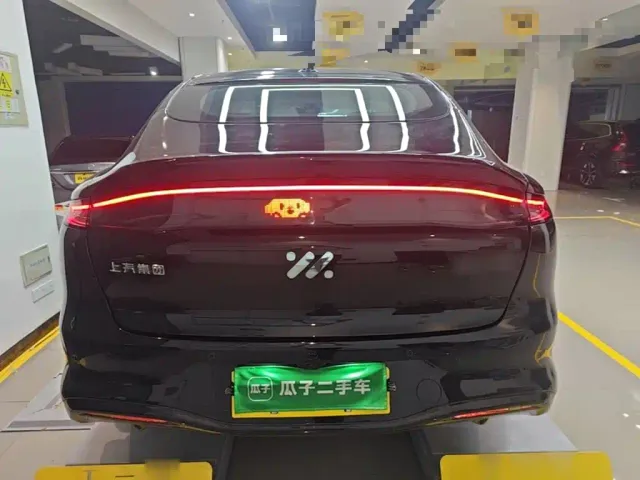 IM Motors LS6 — Фото автомобиля 5