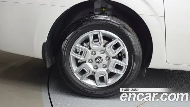 Hyundai Staria — Фото автомобиля 5
