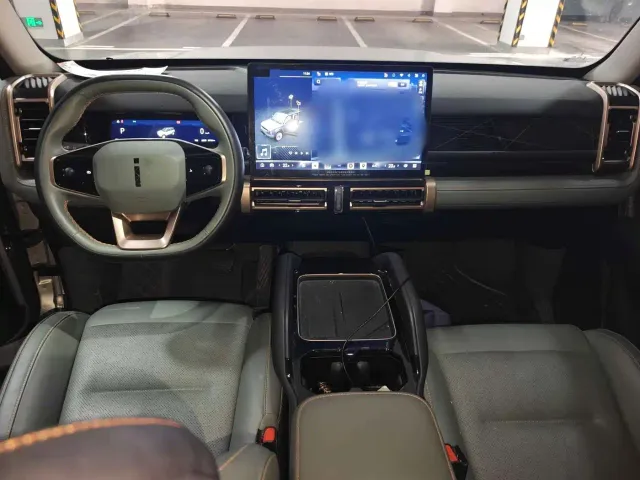 iCAR 03 — Фото автомобиля 4