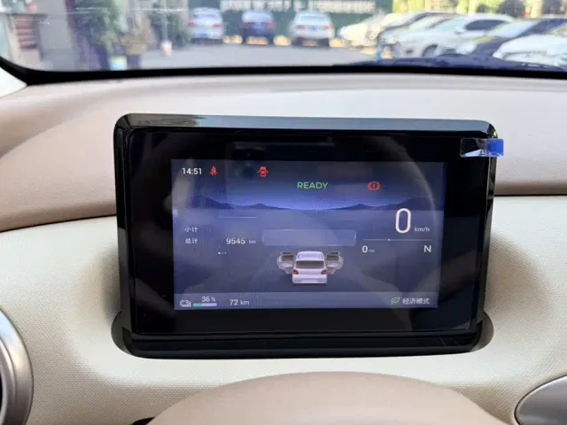 Wuling Hongguang Mini EV — Фото автомобиля 5