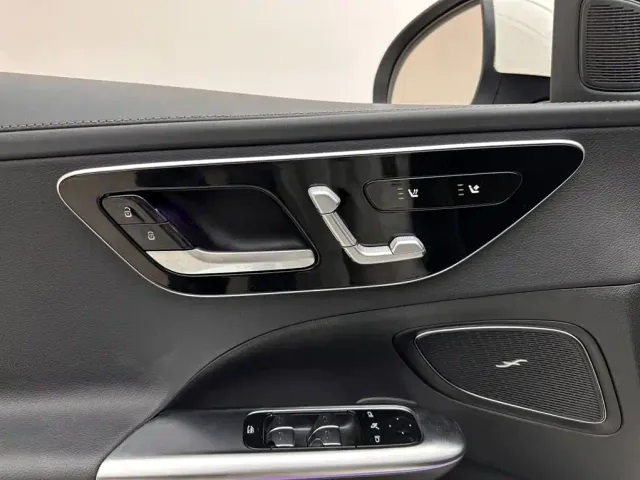 Mercedes-Benz C-Class — Фото автомобиля 15