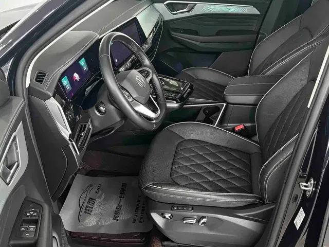 Volkswagen Talagon — Фото автомобиля 4