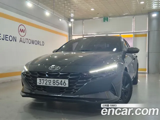 Hyundai Avante — Фото автомобиля 3