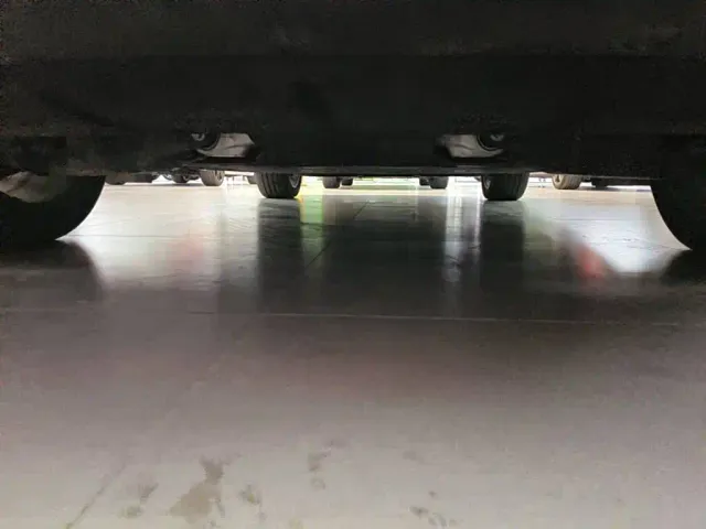 IM Motors LS6 — Фото автомобиля 11