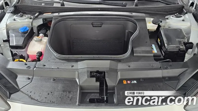 Hyundai Ioniq 6 — Фото автомобиля 9