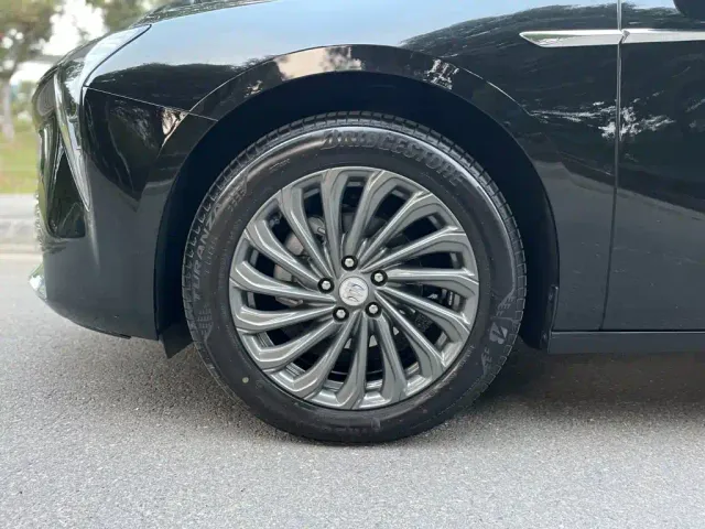 Buick LaCrosse — Фото автомобиля 10